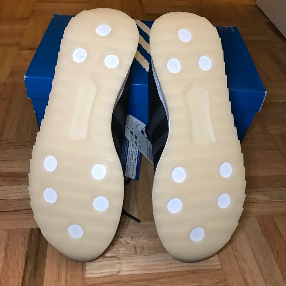 NWT Adidas Flashback Runner Sneaker - Picture 7 of 7